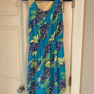 Cute dress with sequins